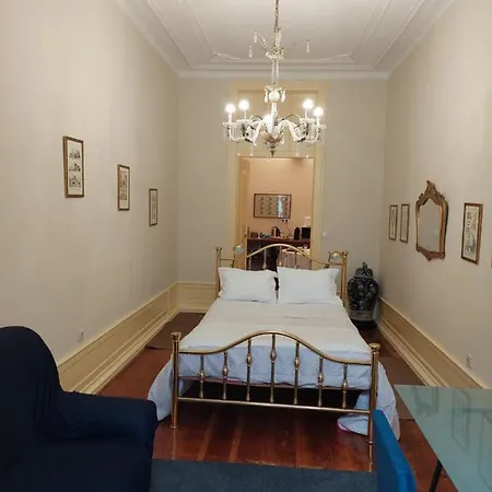 Chiado Apartment *